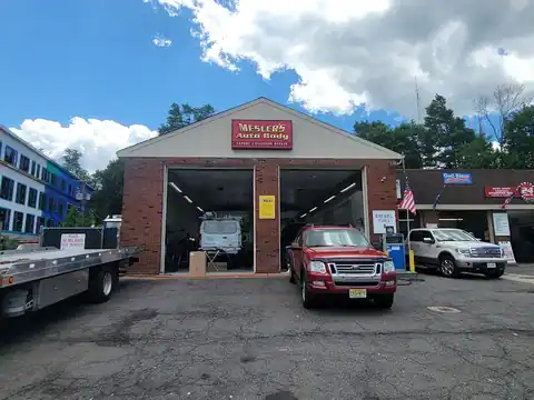 Mesler's Towing Service & Auto Body in Morristown