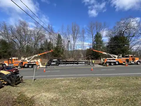 Hilario's Service Center in Newtown