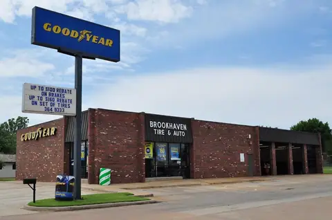 Brookhaven Tire & Auto in Norman