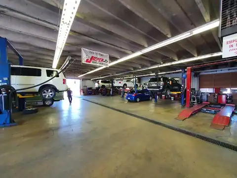 Master Tech Auto Services in Norman