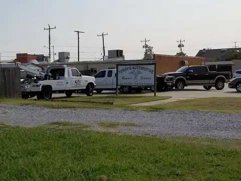 Terry's Automotive in Norman