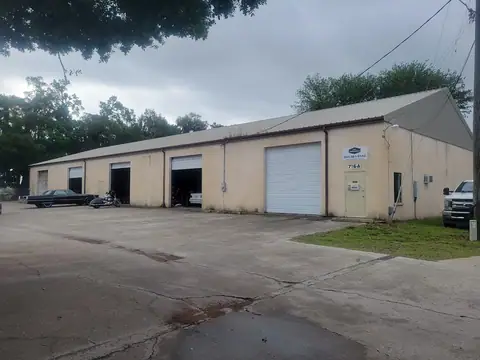 Ed's Automotive in Palmetto