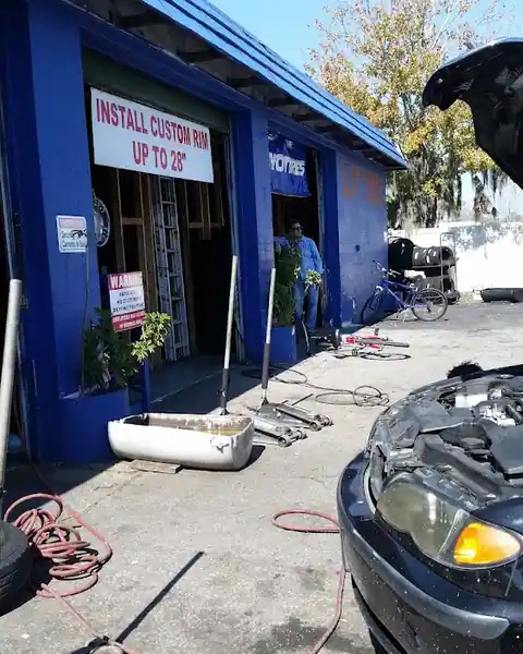 L&T Tires in Palmetto