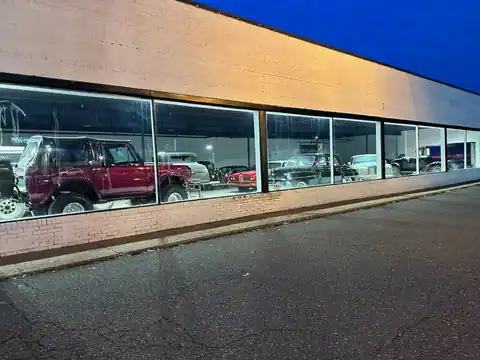 Premier Classic Cars in Parsippany