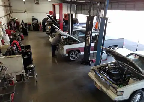 Bryden's Auto Service in Phoenix