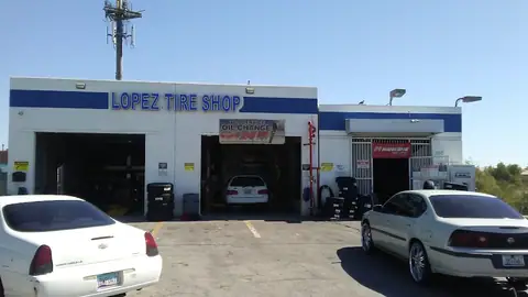 Lopez Tire Shop/ Llantera in Phoenix
