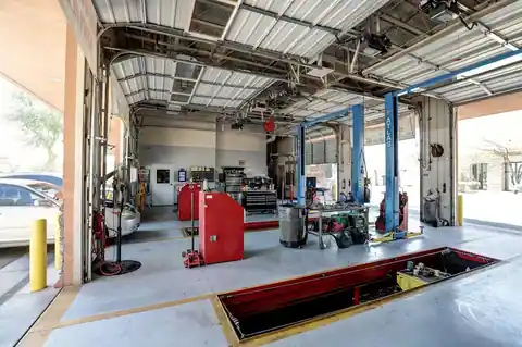 Xpress Automotive in Phoenix