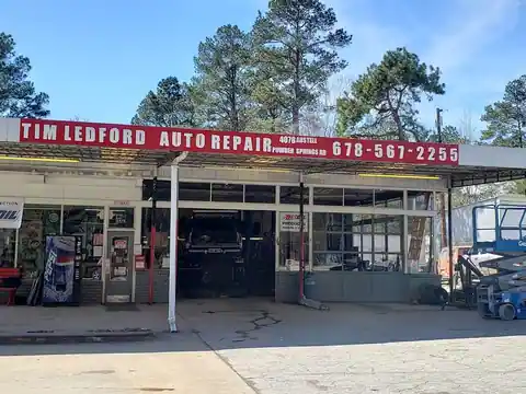 Tim Ledford Towing & Auto Repair in Powder Springs