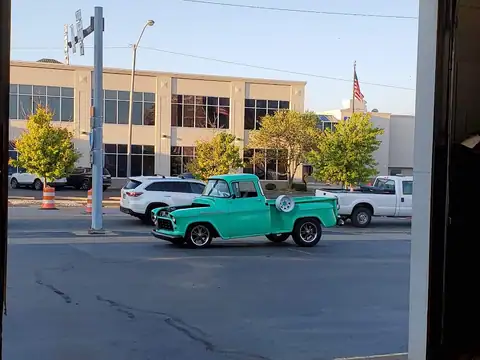 Newton's Auto Services in Richmond