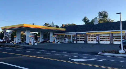 COPPS HILL SHELL in Ridgefield
