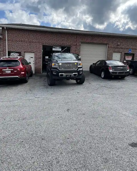 Erik's Auto Services in Roswell