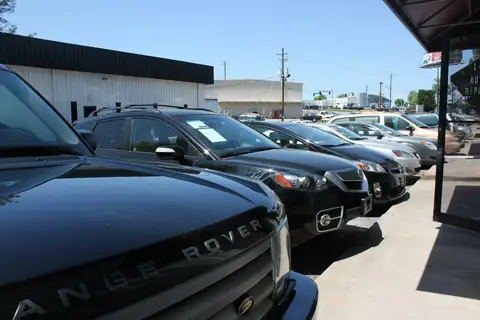 L & G AUTO REPAIR LLC in Roswell