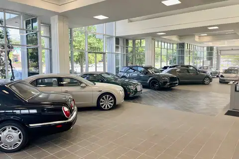 Nalley Luxury Collision in Roswell