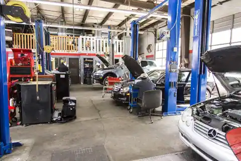 Premier Auto Repair in Roswell