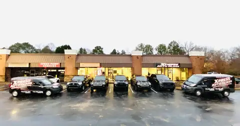 Xpress Auto Glass in Roswell