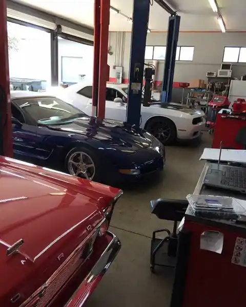 Skip's Automotive in Sarasota