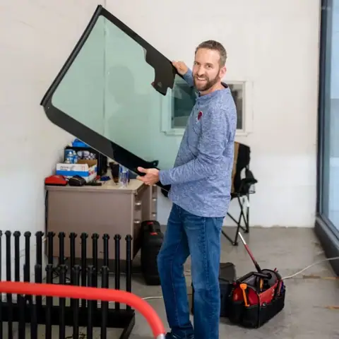 Expert Auto Glass Repair in Scottsdale