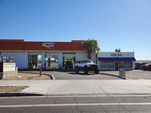 Lightning Lube in Scottsdale