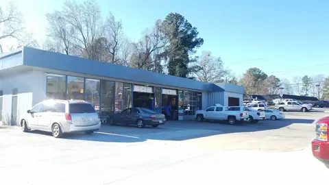 Cooper Lake Car Care in Smyrna