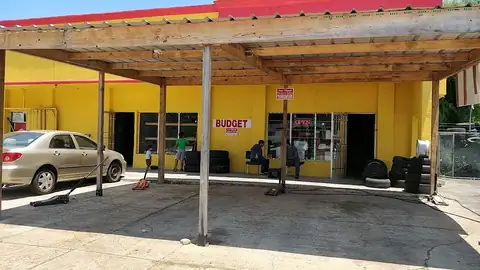 S & M Tire Service in Spring