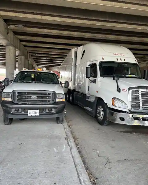 Saucedo's truck And Trailer repair mobil service in Spring