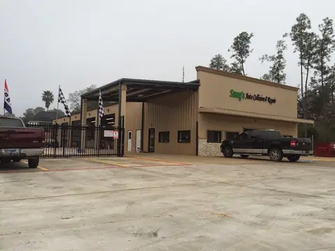 Sunny’s Auto Collision & Repair in Spring
