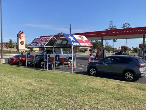 TEXAS ROCK CHIP - H-E-B AT RAYFORD RD / 99 -SPRING in Spring