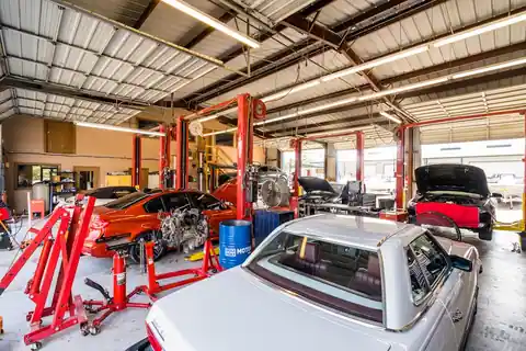 Uptown Motorwerks LLC in Spring