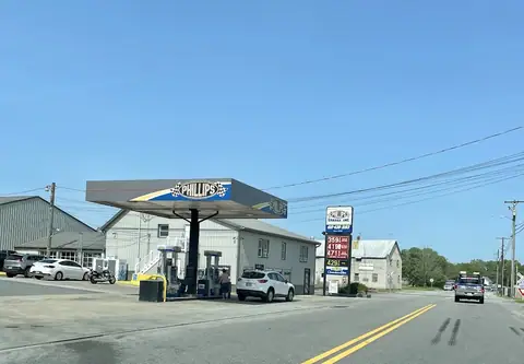 PHILLIP'S GARAGE in Sudlersville