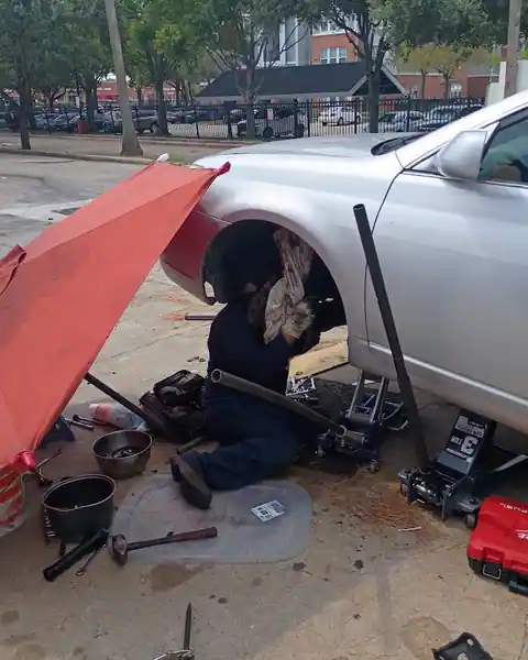 Voss Tire in Sugar Land