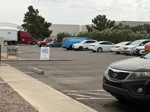 Gene's Auto Worx in Tempe