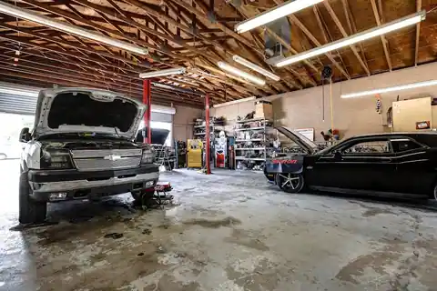 JT's Auto & Diesel in Tempe