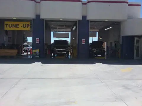 Stinky's Express Lube in Tempe