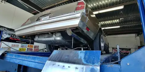 J & R Auto Services in Tolleson