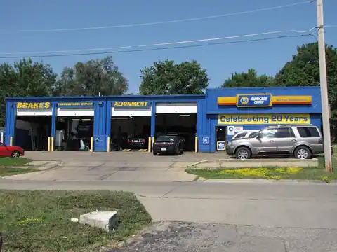 All Pro Servicenter in Urbandale