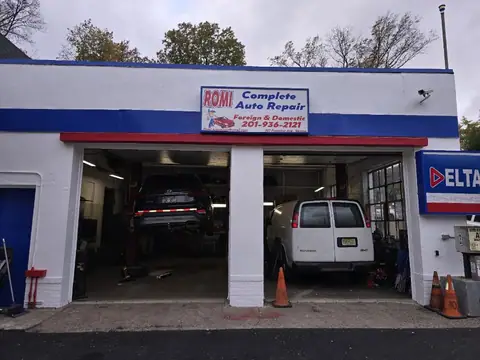 Romi Complete Auto Repair in Verona