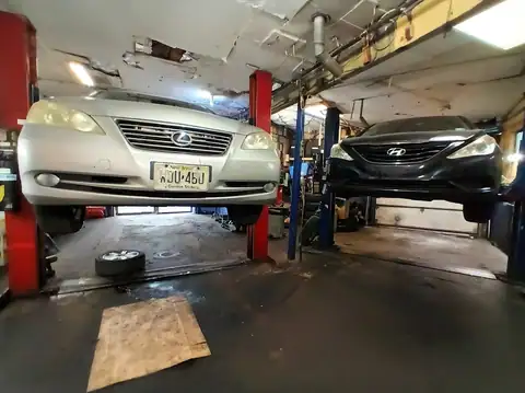Us Auto Repair in Wayne
