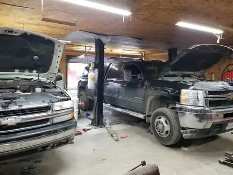 Dixons Fixins LLC in West Mansfield