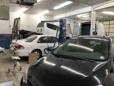 Onel Auto Body & Paint in Wheat Ridge