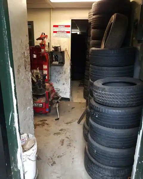 Ortiz Tires LLC in Woodstock