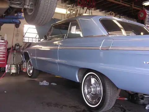 E & A Auto Body & Paint Shop in Bellflower