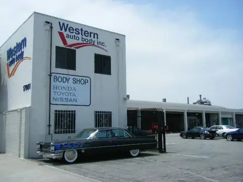 Western Auto Body in Gardena