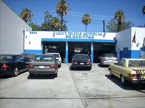 Jack's Tri-Star Motors in Glendale