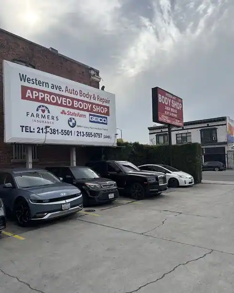 Western Ave Body Shop in Los Angeles
