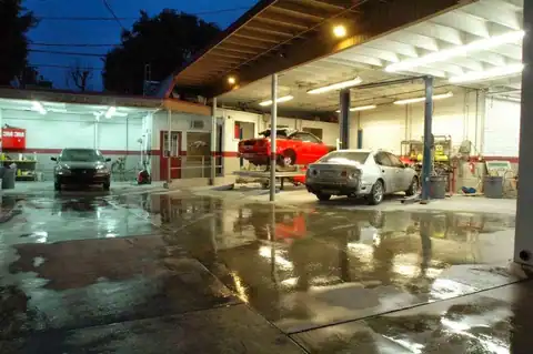 Monrovia Collision Center near Monrovia
