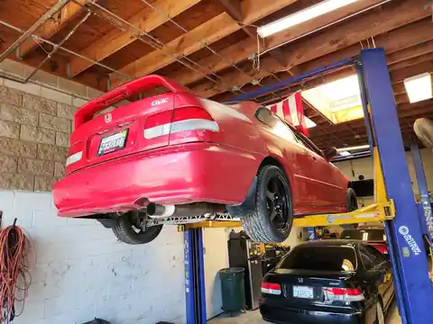 Saully's Performance And Auto LLC in Riverside
