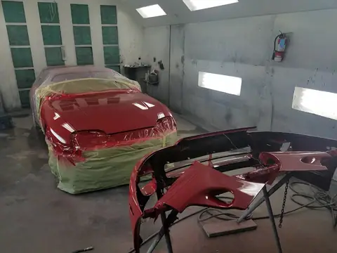Shakas Autobody in Van Nuys